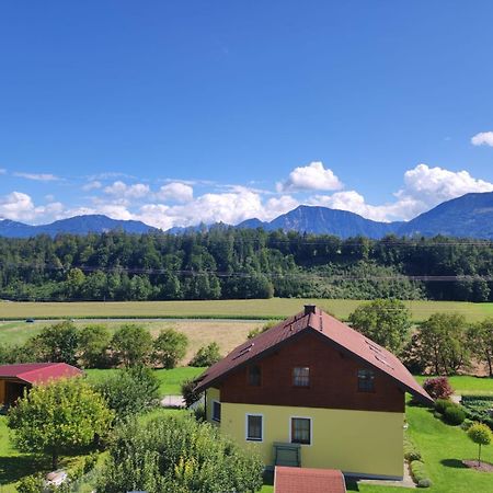 Ferienwohnung Dani Kottmannsdorf Екстер'єр фото