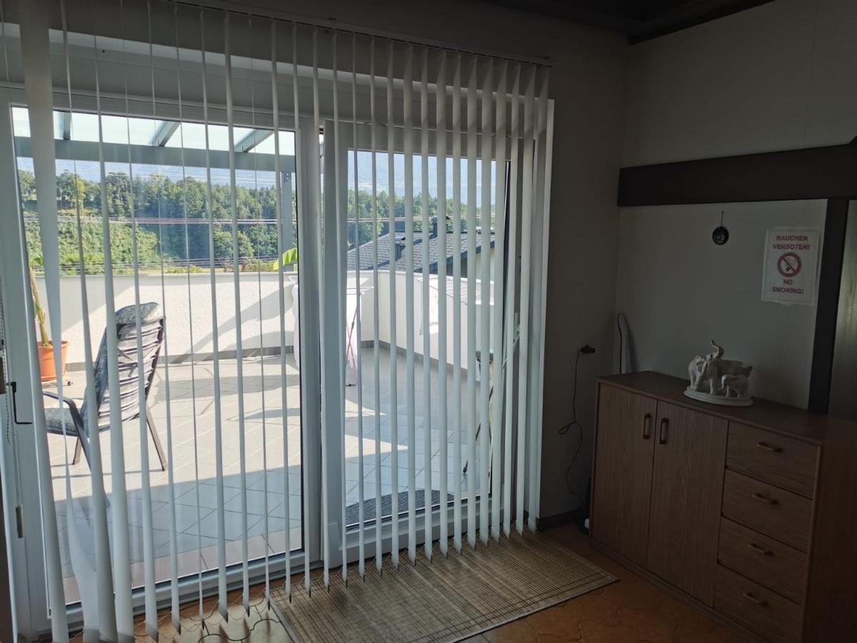 Ferienwohnung Dani Kottmannsdorf Екстер'єр фото