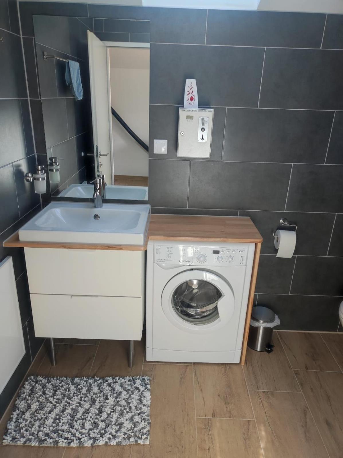 Ferienwohnung Dani Kottmannsdorf Екстер'єр фото