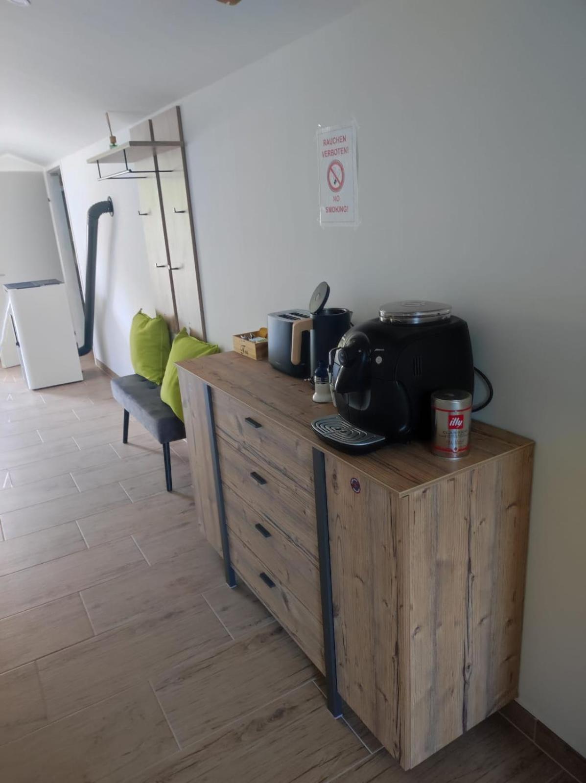 Ferienwohnung Dani Kottmannsdorf Екстер'єр фото