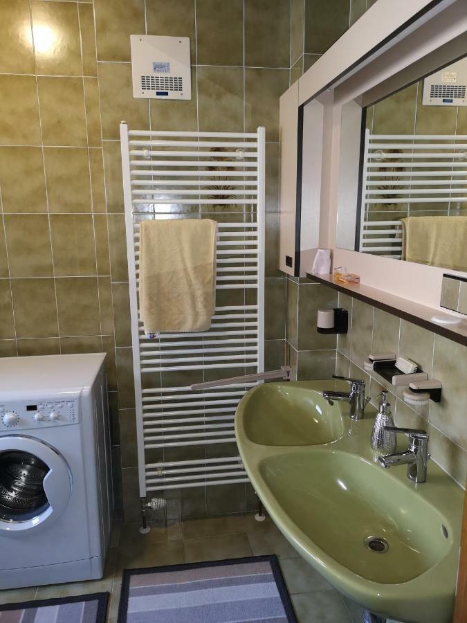 Ferienwohnung Dani Kottmannsdorf Екстер'єр фото